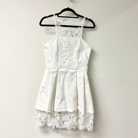 Alexis Sleeveless Lace Trim Pleated Fit & Flare Mini Dress White Women's Size S - Picture 1 of 4